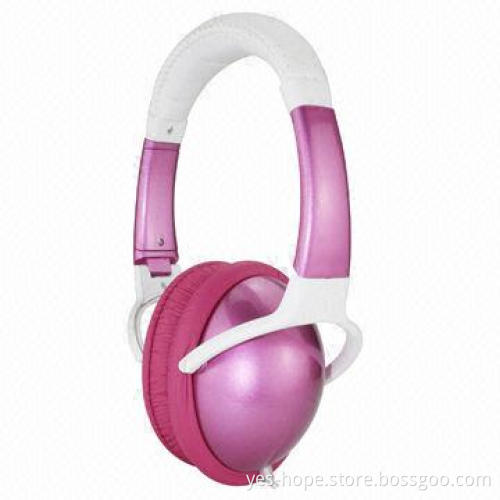 Inexpensive sealed full-size cans headphones with astonishing sound and price, perfect gift